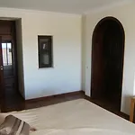Vivenda V4 *