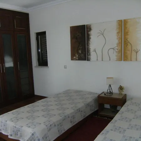 Vivenda V4 * Албуфейра